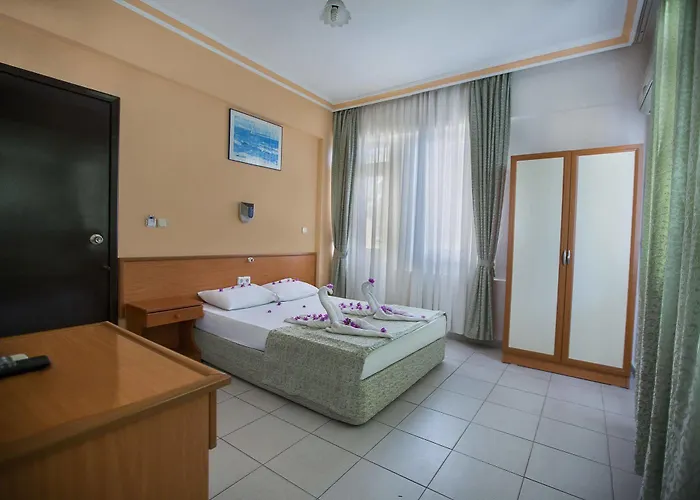 Otel Kleopatra Alis 3*