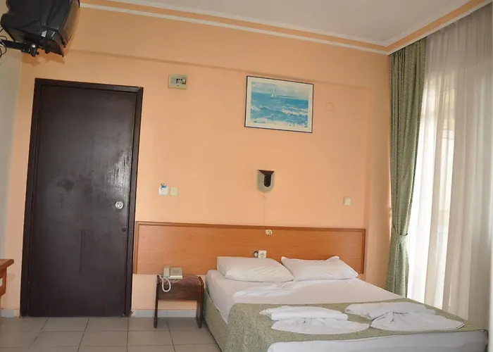 Kleopatra Alis Otel 3*