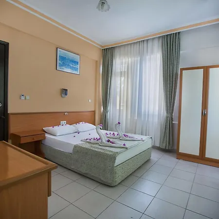 Hotel Kleopatra Alis 3*